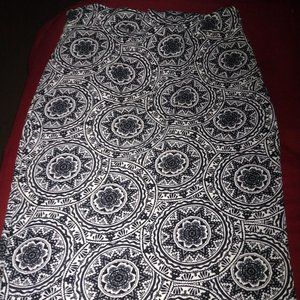 Black/White Abstract Pencil Skirt
